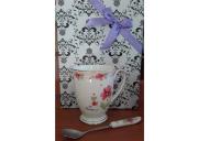 Komplet 2 kubków z łyżeczkami Różowe Kwiaty